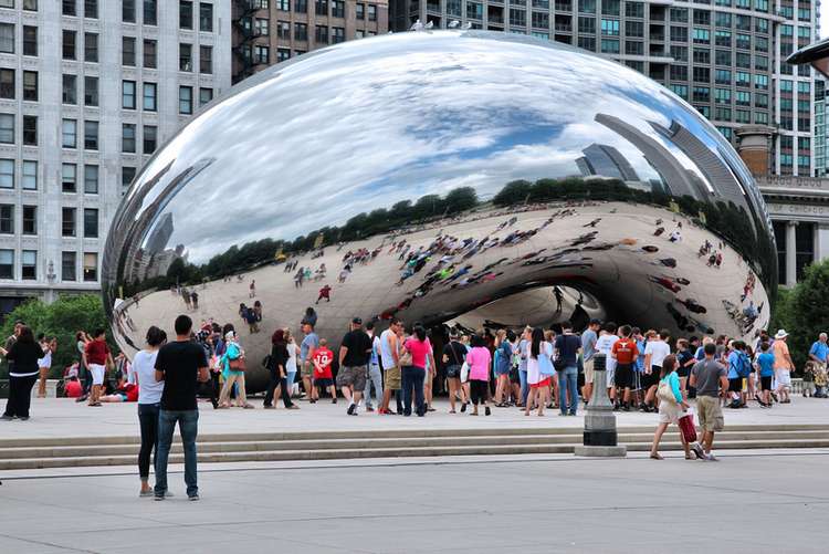 Capturing your reflection at Cloud Gate in Chicago