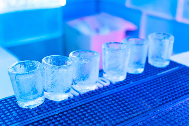 Ice-Shot-Glasses-in-a-Ice-Bar