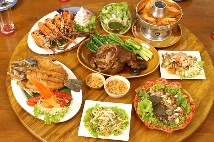 Must-Try-Thai-Food-Dishes